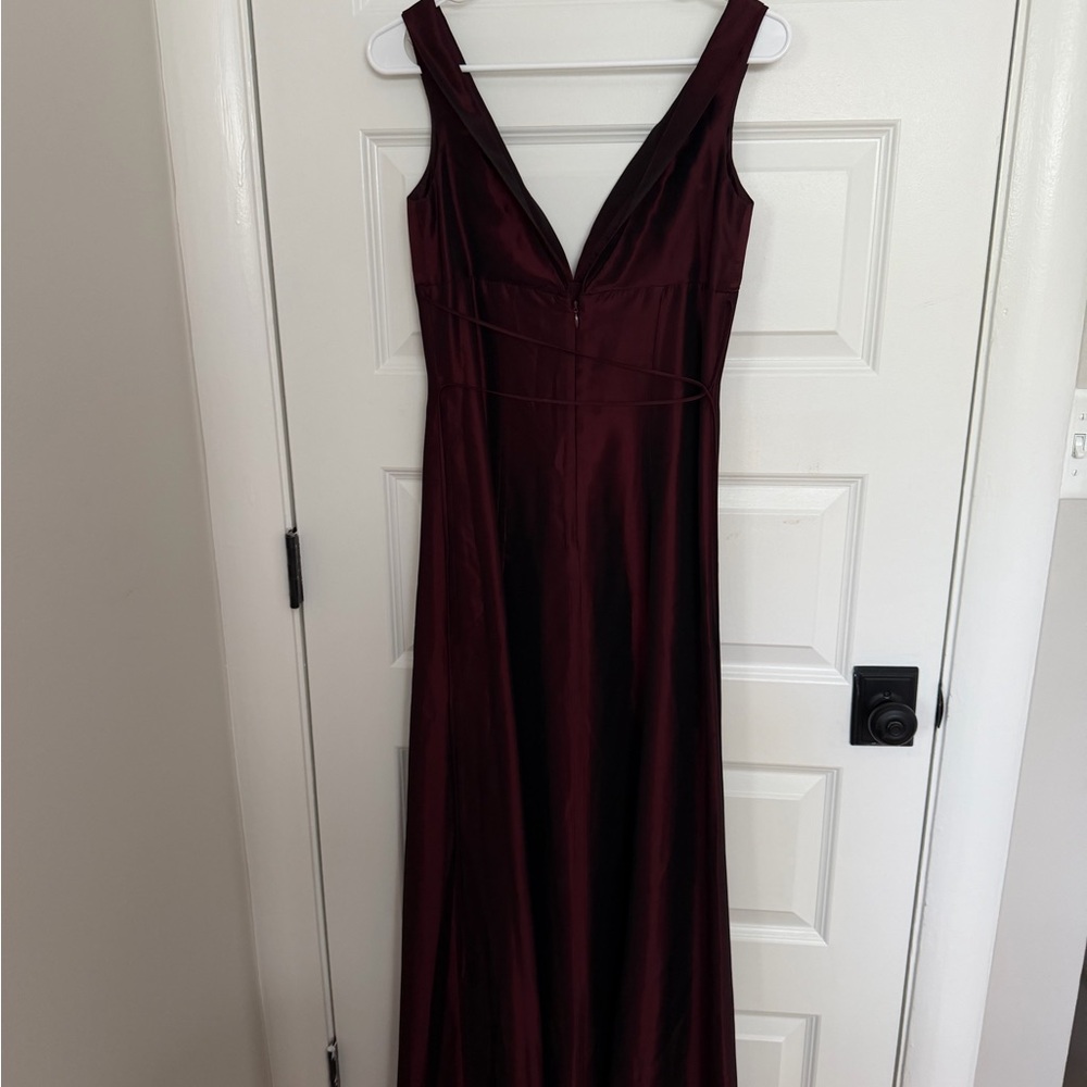 Vintage Laundry by Shelli Segal Fully Lined Evening Gown — Size 4 - Picture 3 of 10
